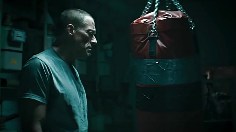 bouncer1.jpg